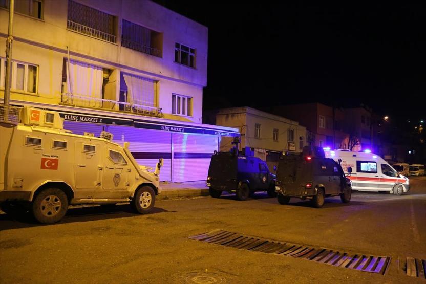Siirtte çatışma: PKKlı 2 kadın terörist ölü ele geçti