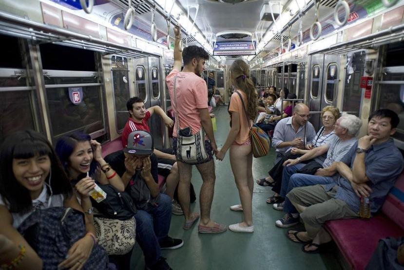 Pantolonsuz Metro Yolculuğu Londraya da sıçradı