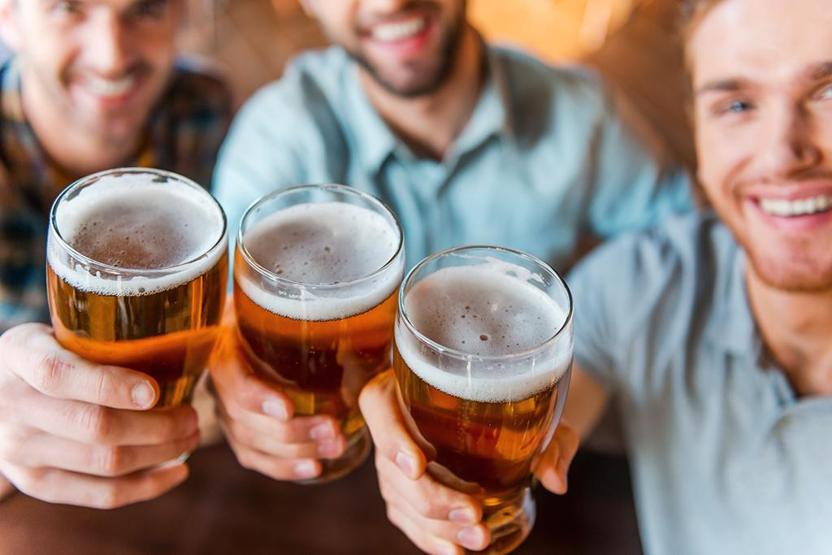 İngiliz bilimciler araştırdı: Alkol iştahı açıyor