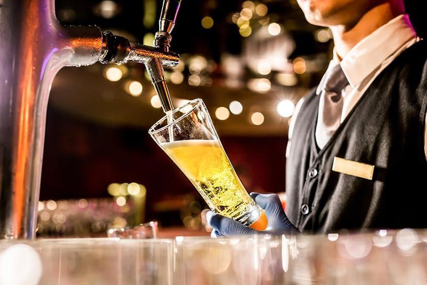 İngiliz bilimciler araştırdı: Alkol iştahı açıyor