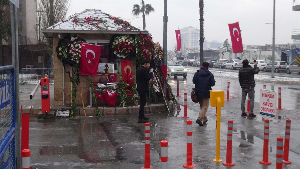 Fethi Sekinin köpeği için kulübe koydular, yine de yerini bırakmadı