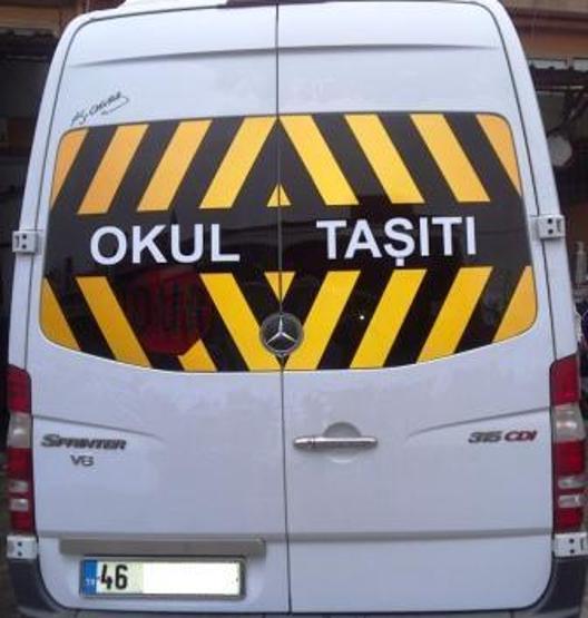 Motorlu taşıtlarda bulundurulması zorunlu ekipmanlar