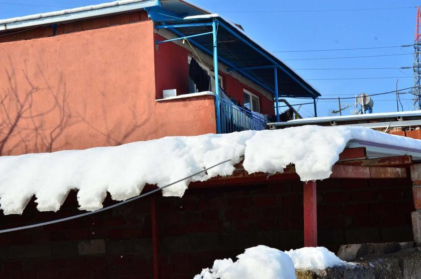 Kopan elektrik teli korkuttu
