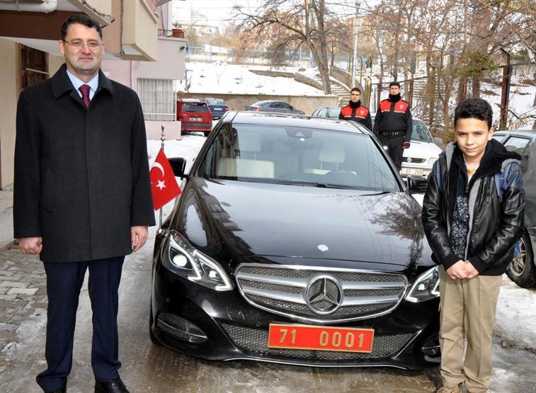Validen makam aracı isteyen öğrenciye büyük sürpriz