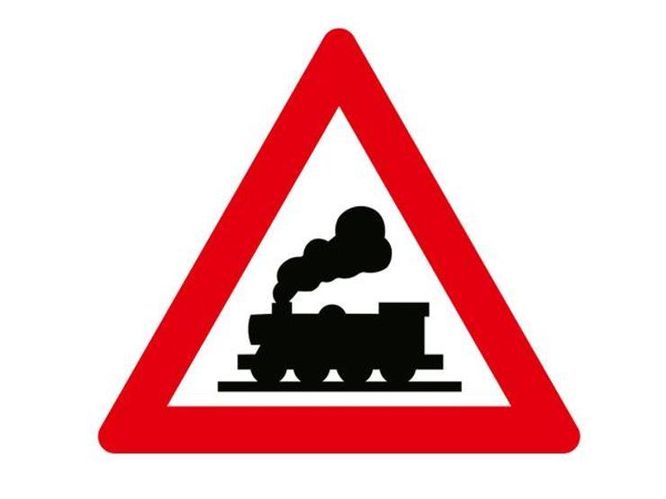 Trafikteki tehlike uyarı işaretleri ve anlamları