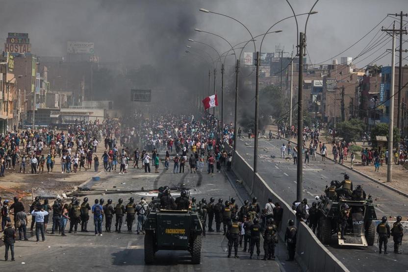 Peruda yol ücreti protestosu