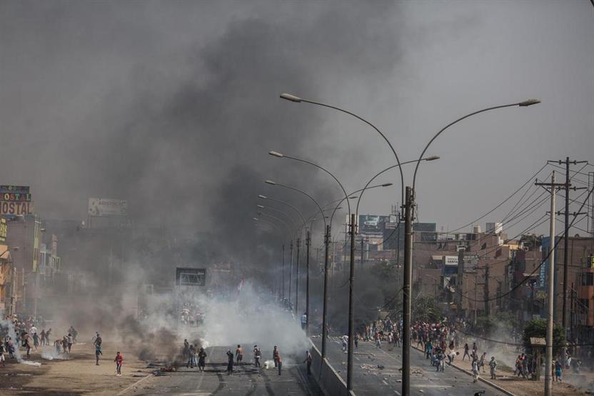 Peruda yol ücreti protestosu