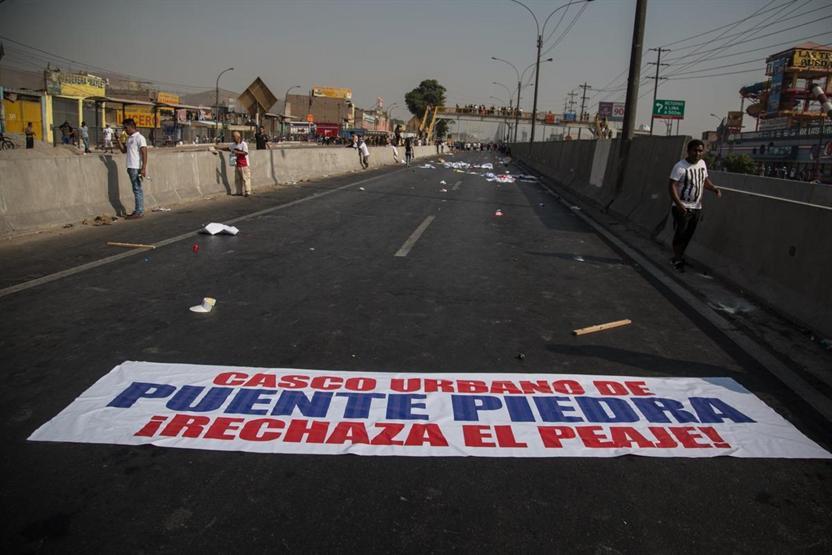 Peruda yol ücreti protestosu