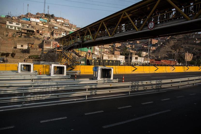 Peruda yol ücreti protestosu