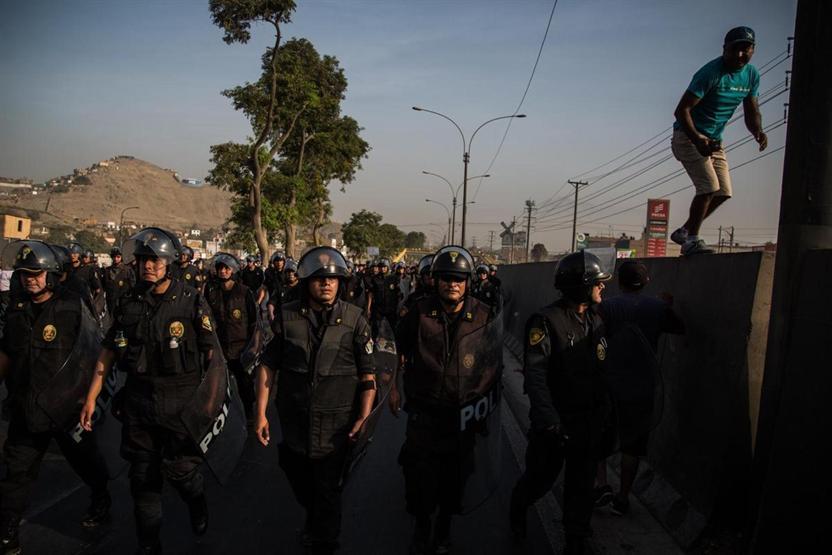 Peruda yol ücreti protestosu