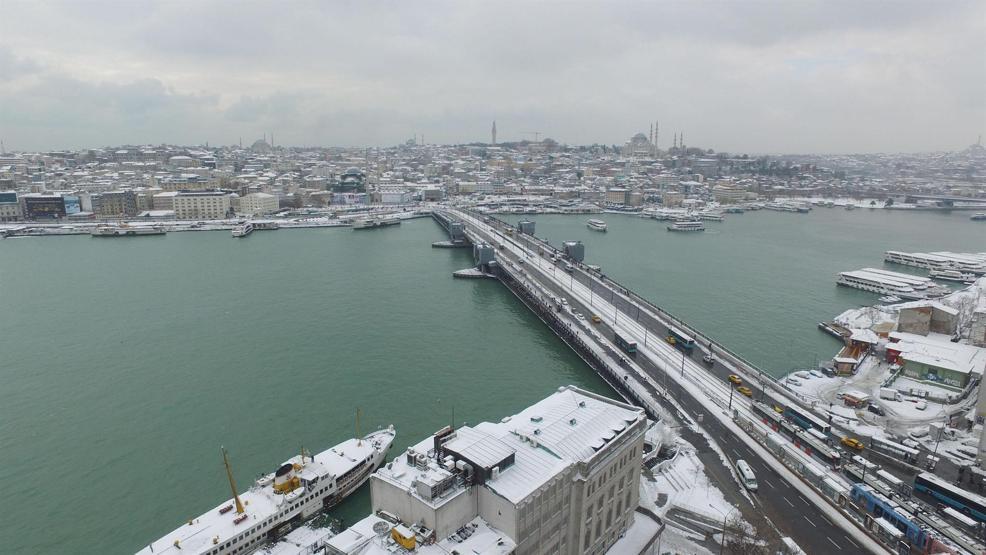 İşte hava fotoğraflarıyla karlar altındaki İstanbul