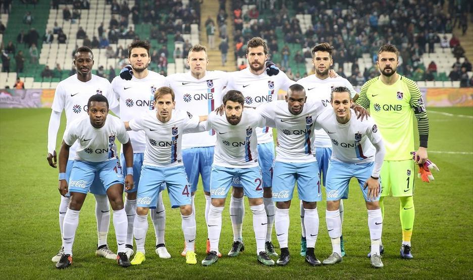 Olcay Şahan sahada Mehmet Ekici tribünlerde