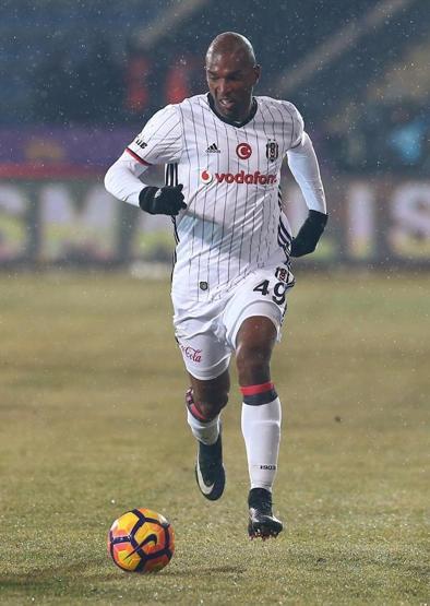 Osmanlıspor - Beşiktaş maçından dikkat çeken kareler