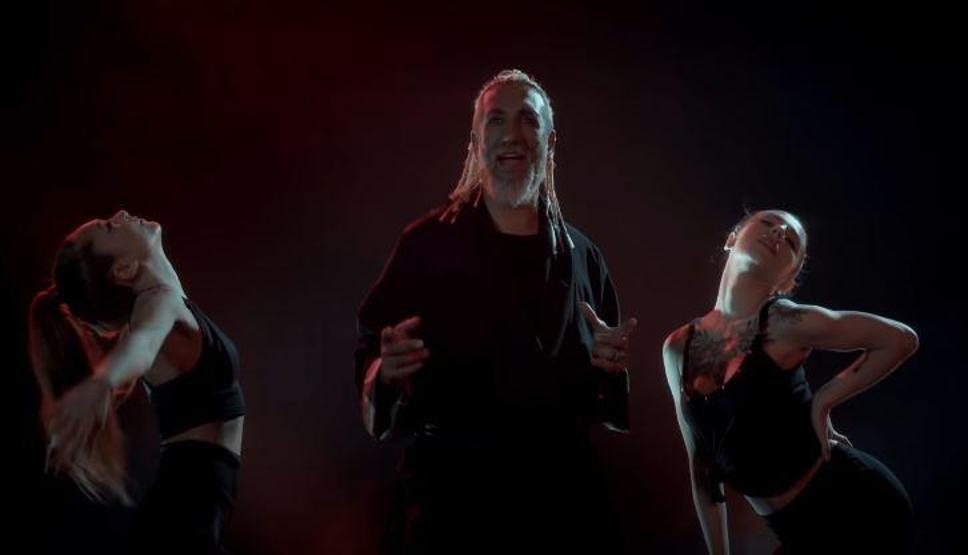 Survivorda elenen son isim olan Tarık Mengüç kimdir