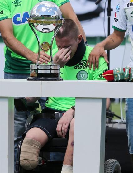 Chapecoense kaza sonrasında ilk maçına çıktı