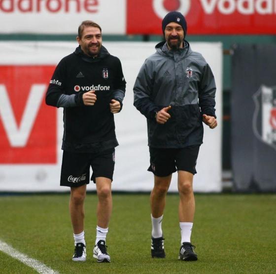 Caner Erkin idmanlara başladı