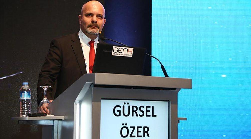 Doktoru dövüp, bıçakla saldırdılar