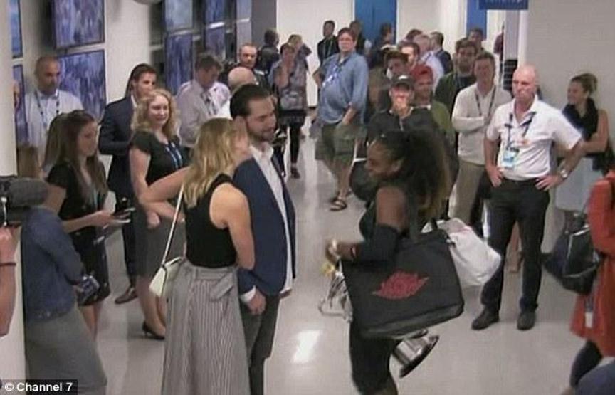 Serena Williams nişanlısını pas geçti
