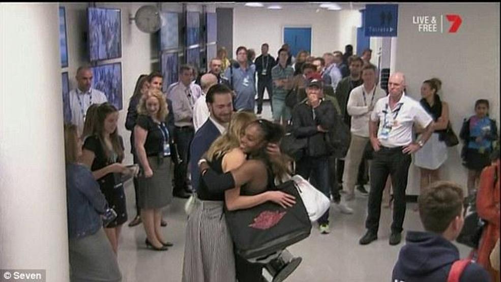 Serena Williams nişanlısını pas geçti