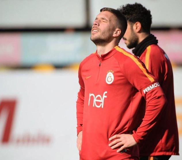 Levent Nazifoğlundan transfer açıklaması