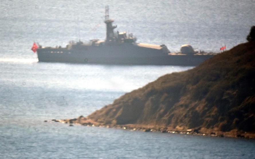 Türk askeri Egede 24 saat nöbette