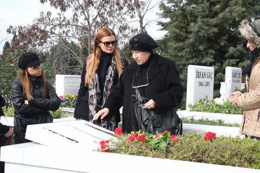 Defne Joy Fosterın annesi sessizliğini bozdu