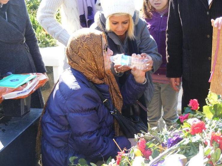 Defne Joy Fosterın annesi sessizliğini bozdu