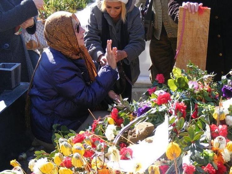 Defne Joy Fosterın annesi sessizliğini bozdu