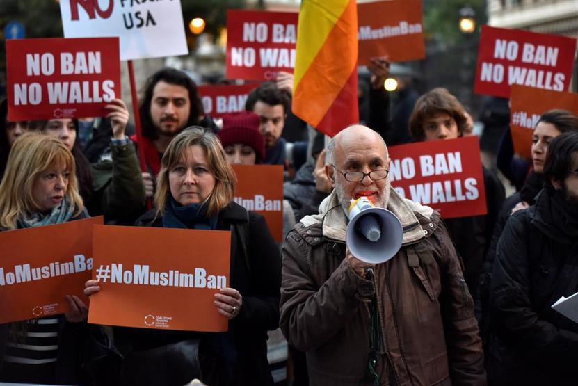 Romada Trump karşıtı gösteri