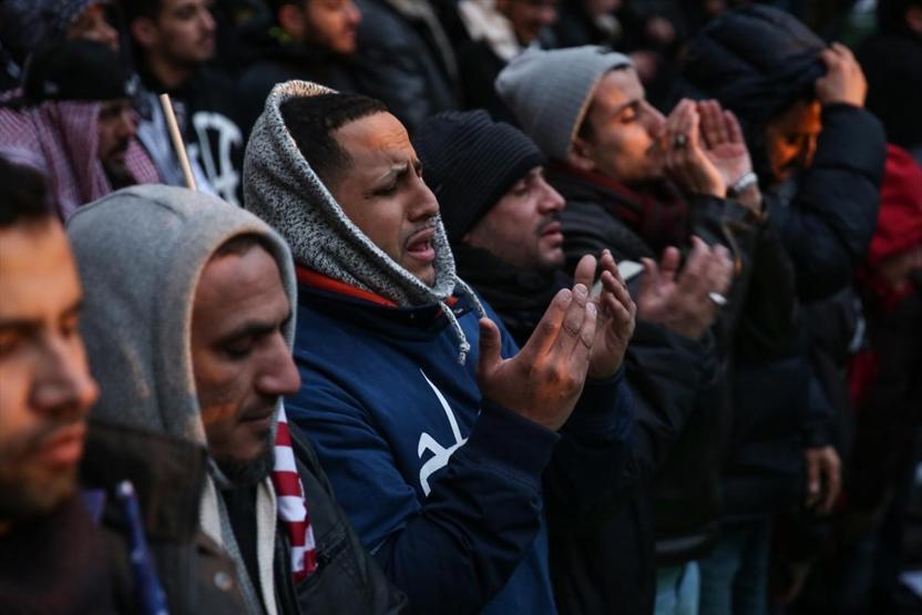 Trumpın yasağına rağmen mahkeme kararıyla ABDye döndü