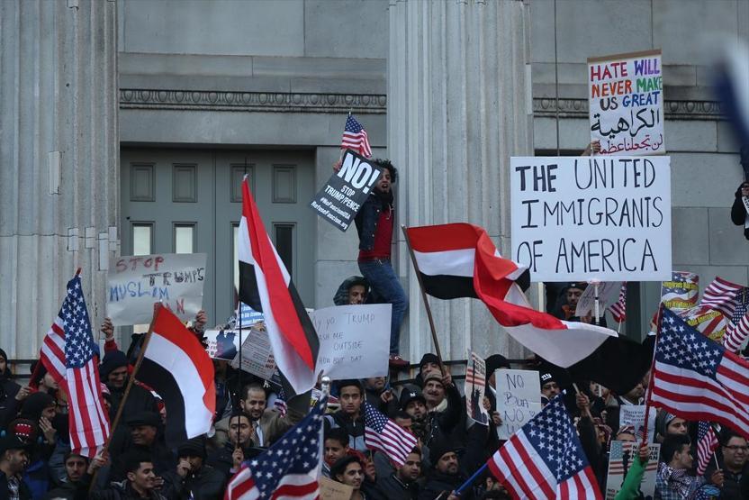 Trumpın yasağına rağmen mahkeme kararıyla ABDye döndü