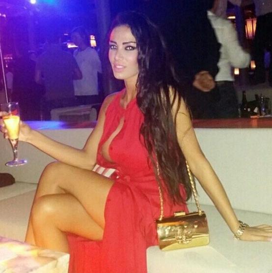 Neymarın eski sevgilisi aradığı aşkı Türk işadamında buldu