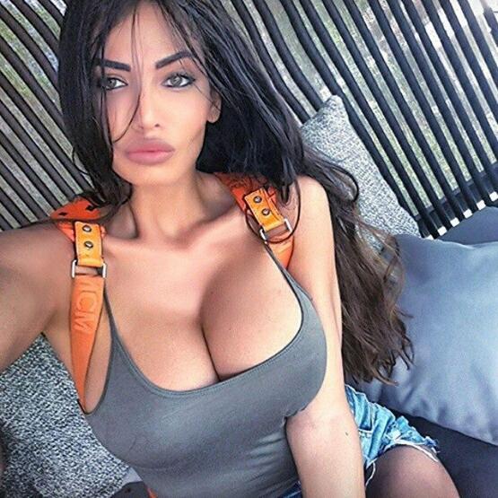 Neymarın eski sevgilisi aradığı aşkı Türk işadamında buldu