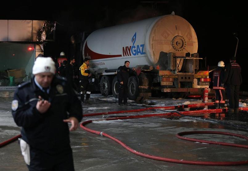 Başkentte korkutan tanker yangını