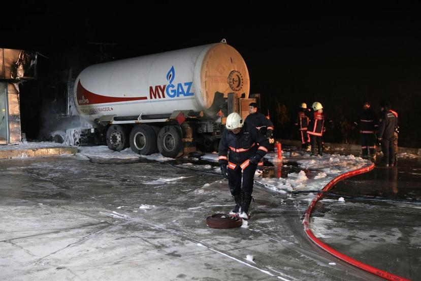 Başkentte korkutan tanker yangını