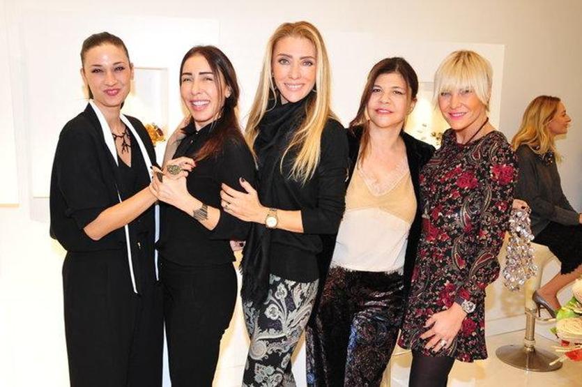 Kadınlar ve erkekler, boşanma davası süresince yeni bir ilişki yaşayabilir mi