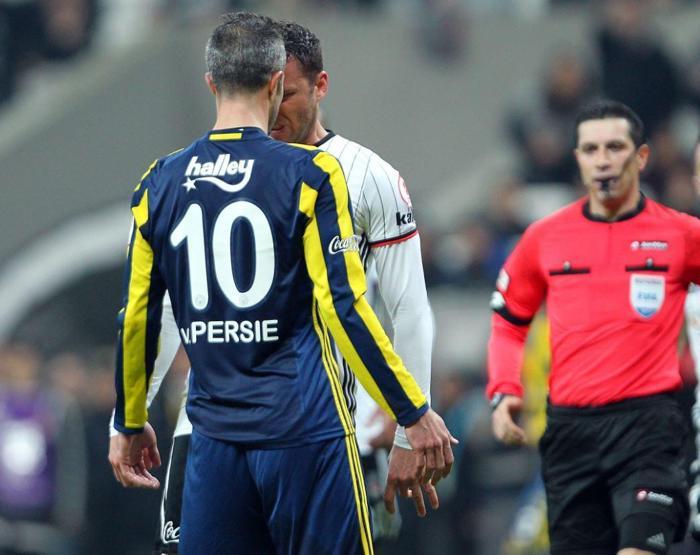 Robin van Persieden olay yaratan hareket