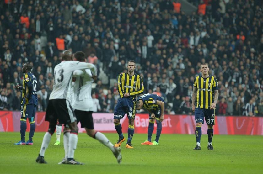 Robin van Persieden olay yaratan hareket