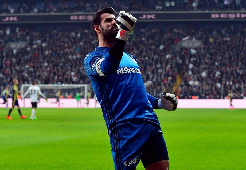 Robin van Persieden olay yaratan hareket