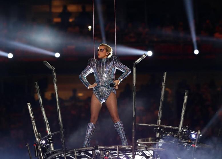 Super Bowlda Lady Gaga Showu