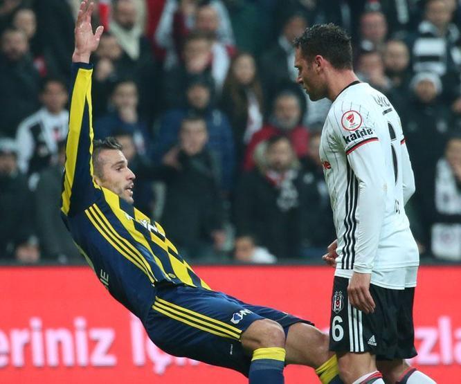 Olaylı derbiden Türkiyenin asla unutamayacağı 8 kare
