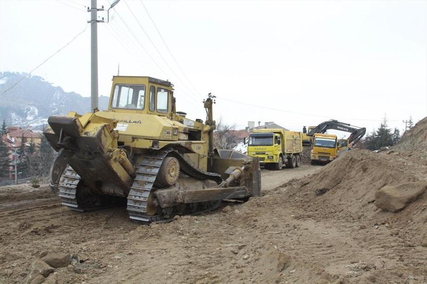 Çankırıda yol çalışması sırasında doğalgaz borusu patladı