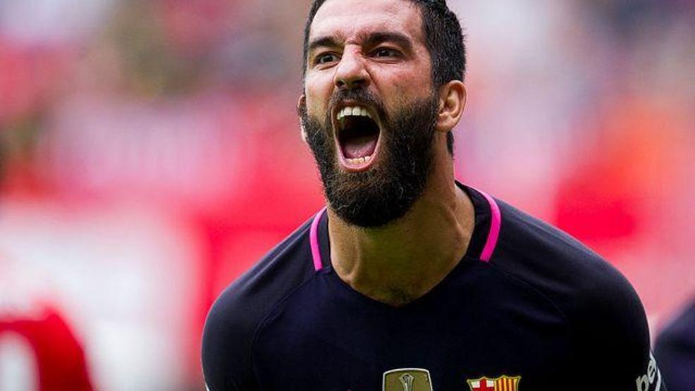 Son dakika.. Arda Turan antrenmanda sakatlandı