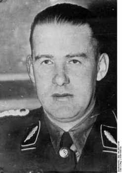 En az Hitler kadar kötü 14 Nazi