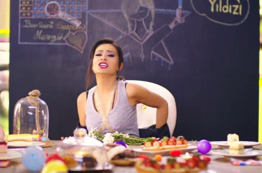 Yıldız Tilbe 14 Şubat Sevgililer Günü klibini Youtubeda yayınladı