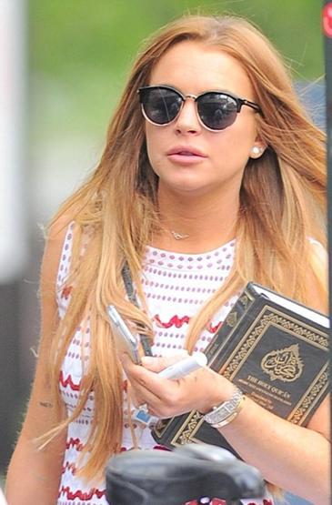 Lindsay Lohan ülkesine dönmekten korkuyor