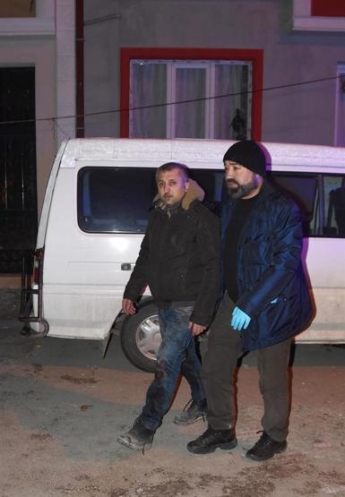 Evde, şüphe çeken gizli ilişki cinayeti