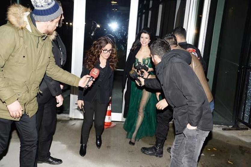Beren Saatin kıyafeti o yıldızla aynıymış