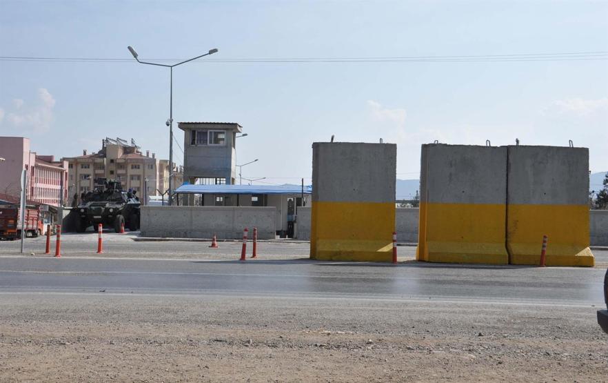 Gaziantepte olası terör saldırılarına karşı beton bloklu önlem