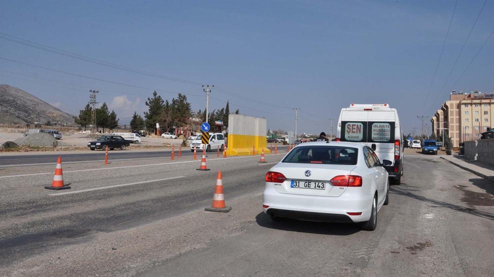 Gaziantepte olası terör saldırılarına karşı beton bloklu önlem